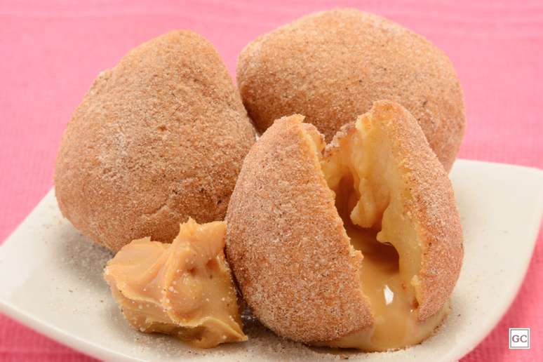 Coxinha de churros – Foto: Guia da Cozinha