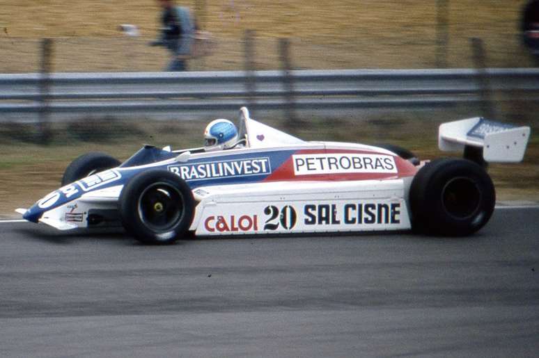 Combinando talento e paciência, Chico Serra levou a Fittipaldi aos pontos, contando com a exclusão de Niki Lauda