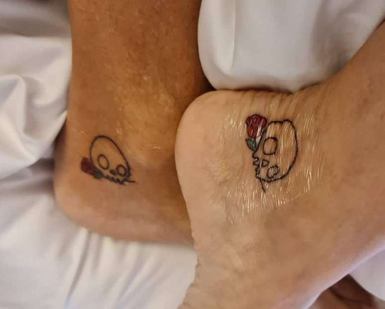 Tatugem do atores Antônio Fagundes e Alexandra Martins. Casal se conheceu no seriado 'Carga Pesada', da TV Globo, em 2007.