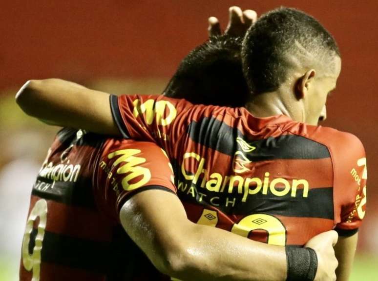 Leão ocupa a segunda posição na Série B (Divulgação/Sport)