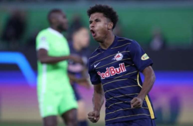 Adeyemi marcou 19 gols no Campeonato Austríaco (Foto: RONNY HARTMANN / AFP)