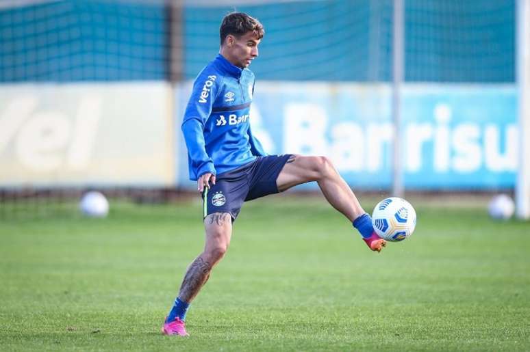 Grêmio informa que Ferreira terá que passar por cirurgia de hérnia