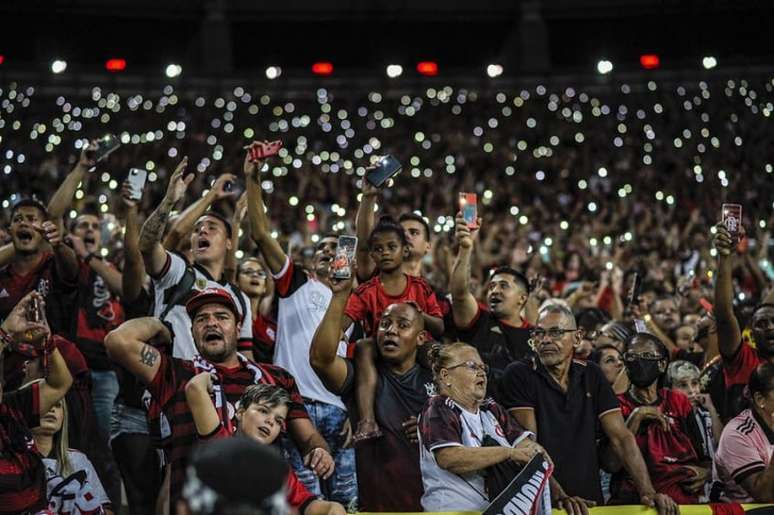 Torcida do Flamengo deve lotar setor destinado aos visitantes na partida contra o Ceará (Foto: Marcelo Cortes/Flamengo)