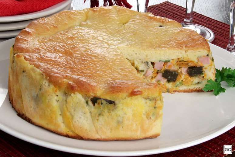 Torta de cenoura e berinjela – Foto: Guia da Cozinha