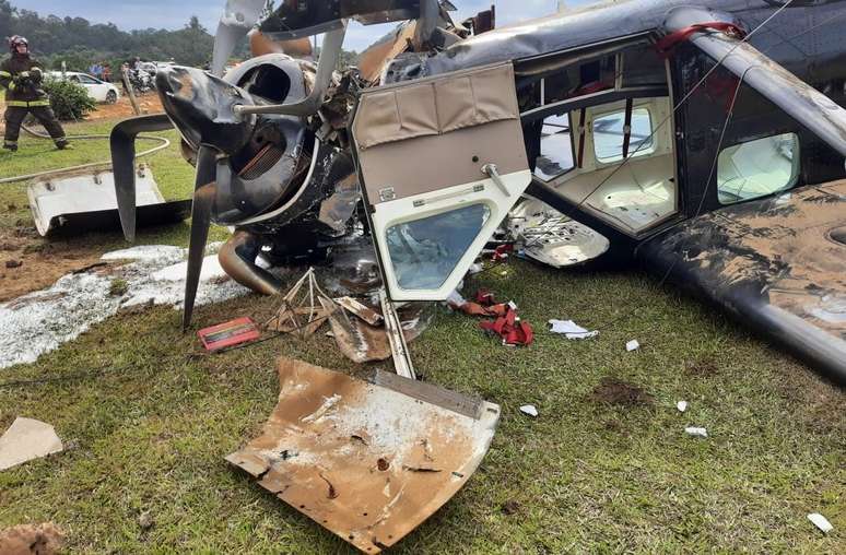 Avião de pequeno porte caiu em Boituva