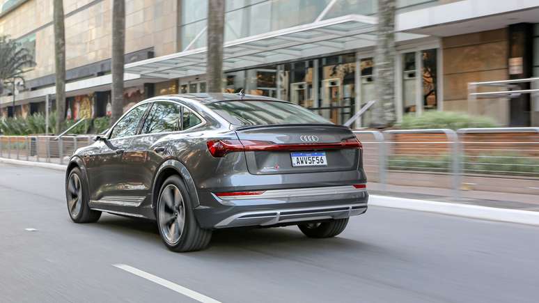 Audi e-tron S Sportback: assinatura a partir de R$ 21.100 por mês