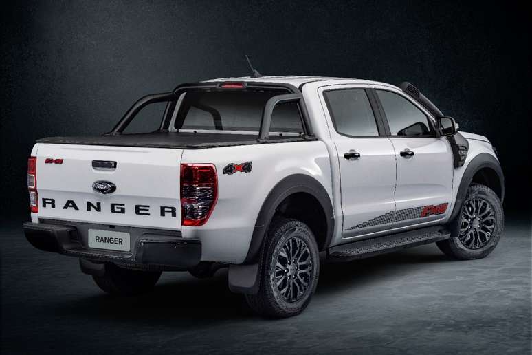 Ford Ranger FX4: motor 2.0 e visual exclusivo