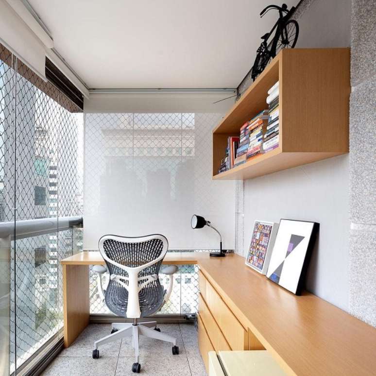 2. Cadeira ergonômica para varanda de apartamento – Foto Duas Arquitetura