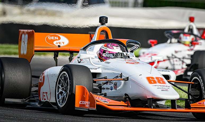 Corrida 2 da Indy Lights é interrompida e adiada por raios em Indianápolis
