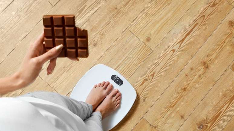 Desde que consumido em equilíbrio, tá tudo bem em comer doce na dieta