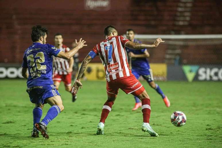 No ano passado, em Recife, Cruzeiro venceu por 1 a 0 (Tiago Caldas/Náutico)