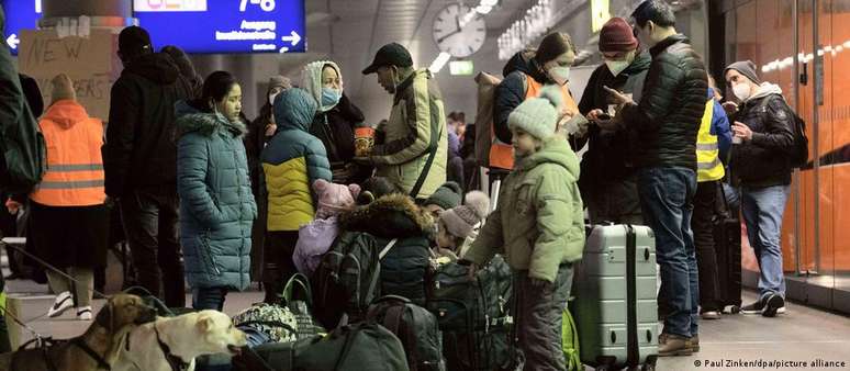 Muitos dos refugiados da Ucrânia chegam por trem na Alemanha