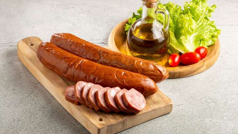 As receitas com linguiça calabresa são ótimas para todas as refeições