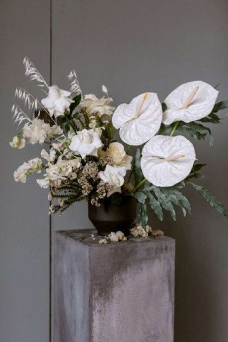 18. Arranjo com anturio branco &ndash; Foto Love my Dress