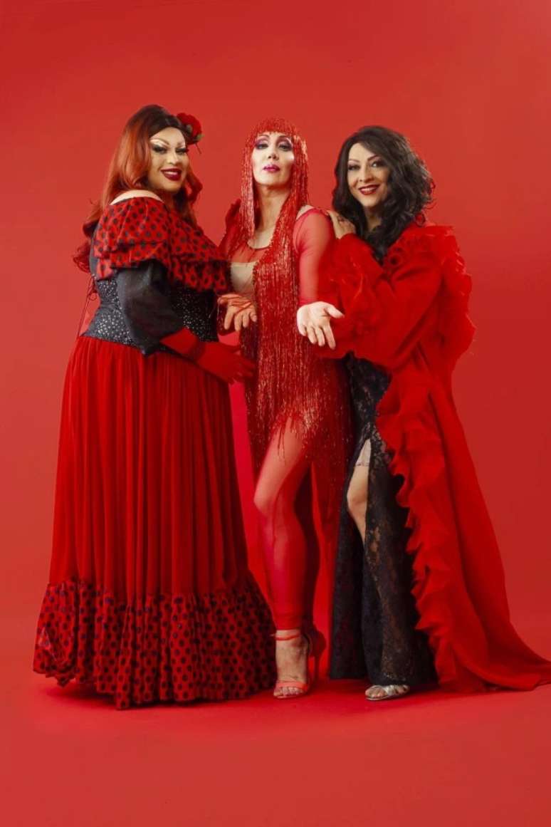 Paula Sabbatini, Renata Peron e Leandra Gitana protagonizam as mulheres trans da obra 'Les Girls - Uma Diva Perto de Você'