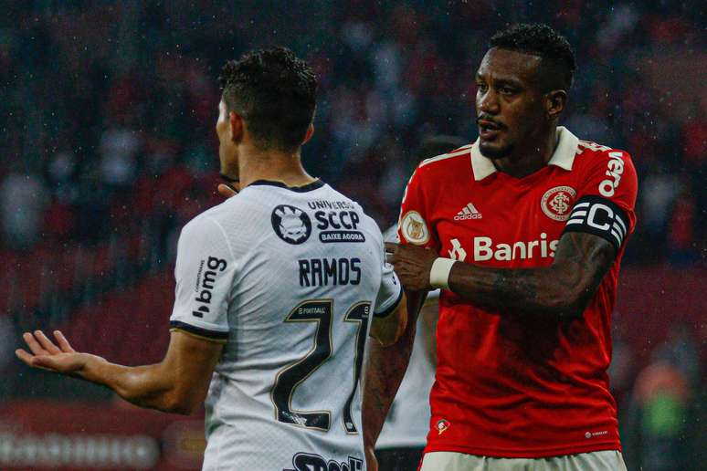 O Corinthians pode ser punido pelo caso de racismo de Rafael Ramos?