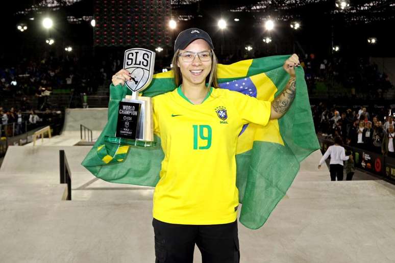 Pâmela Rosa, bicampeã mundial de Skate Street 