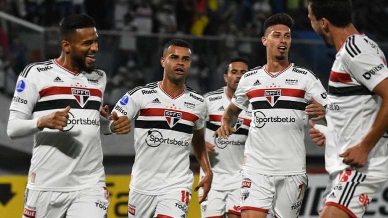 O Tricolor paulista é lider do grupo D na competição (Fernando Cartagena / AFP)