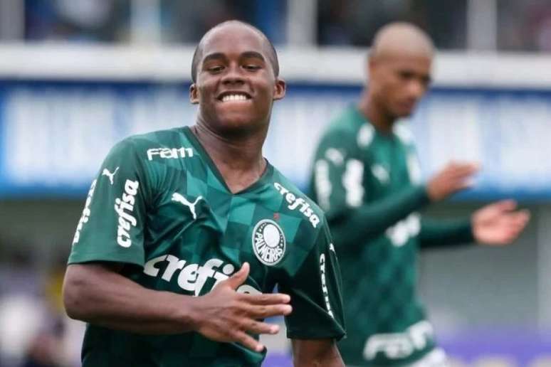 Endrick poderá assinar contrato com o Palmeiras apenas quando fizer 16 anos (Foto: Fabio Menotti/SE Palmeiras)