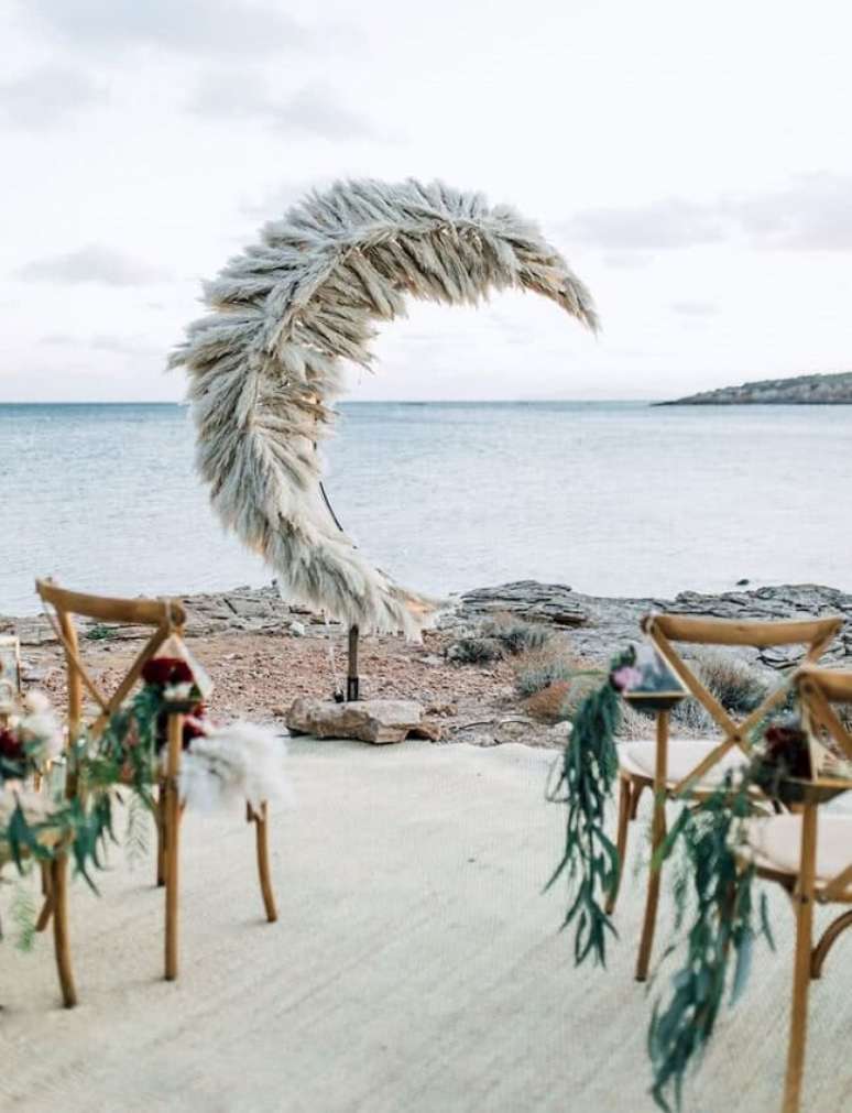 19. Casamento rústico feito com decoração com capim dos pampas. Fonte: Ana Roussos Photography