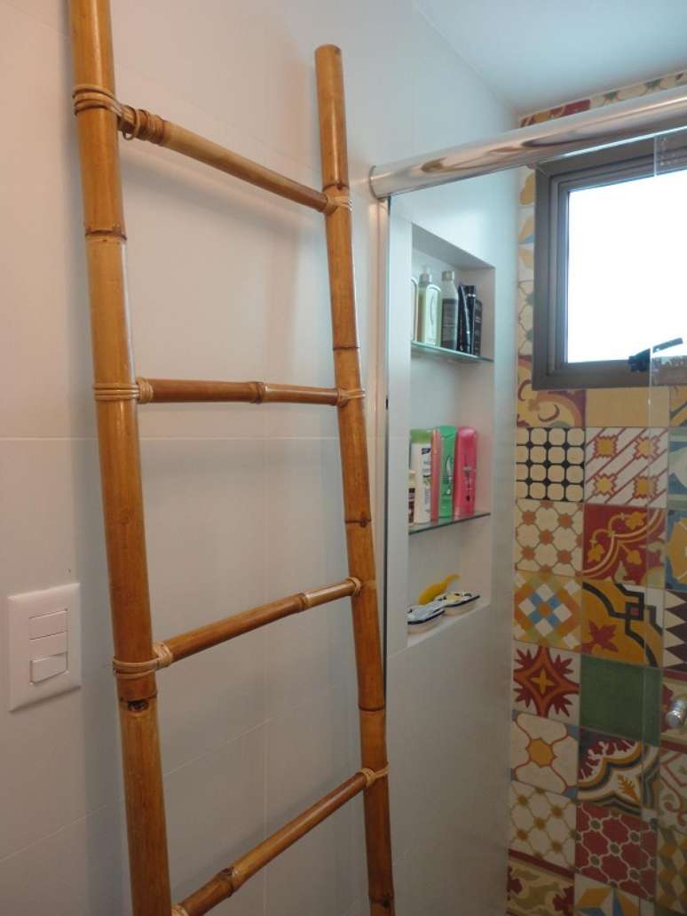 31. Escada de bambu ornamental &ndash; Foto Maria Helena Torres