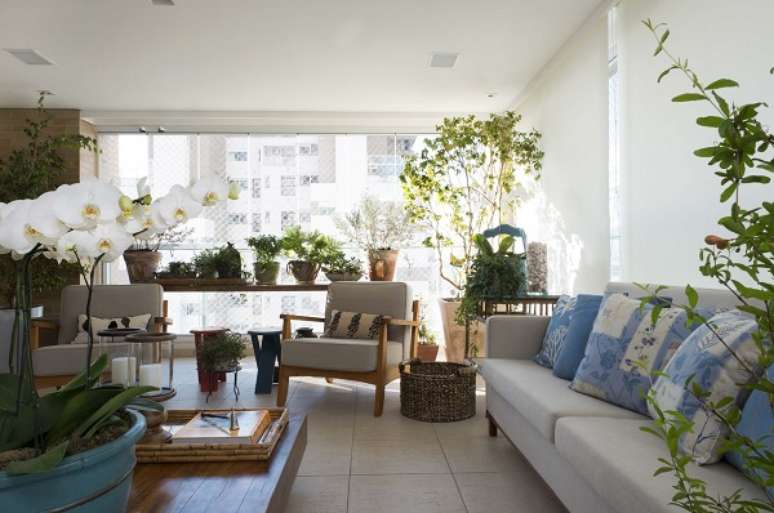 52. Varanda com bambu ornamental &ndash; Foto Solange Vale