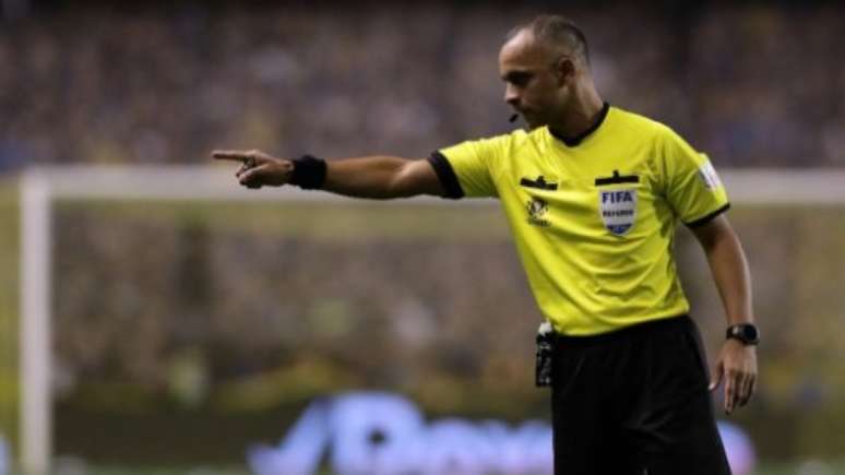 Wilton Pereira Sampaio foi confirmado na Copa pela Fifa (Foto: AFP)