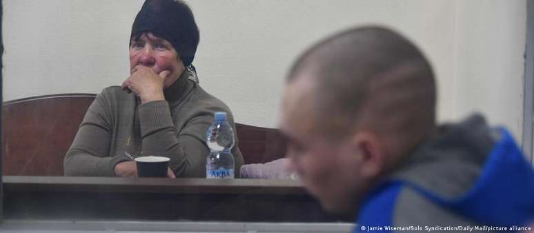 Kateryna Shelipova encontrou o marido executado a poucos metros de casa