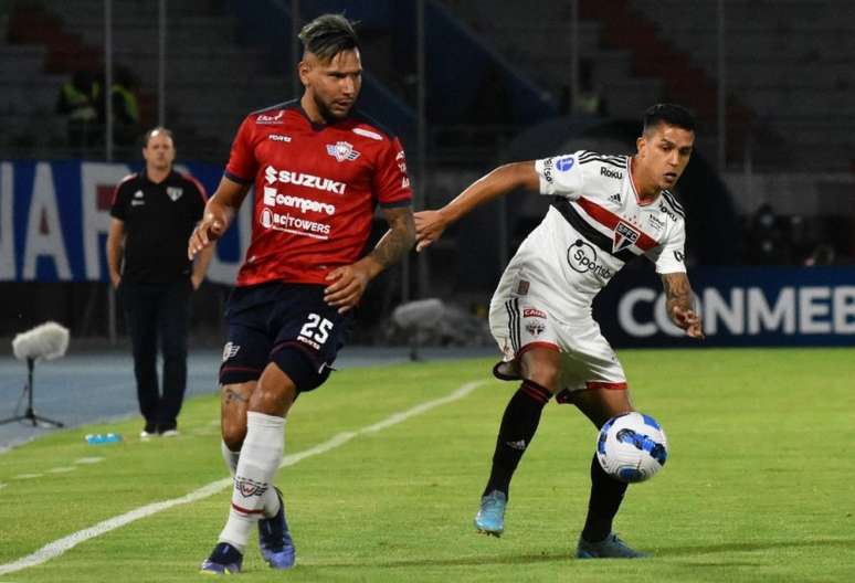 O time venceu apenas um dos últimos dez jogos que disputou (Foto: Fernando CARTAGENA / AFP)