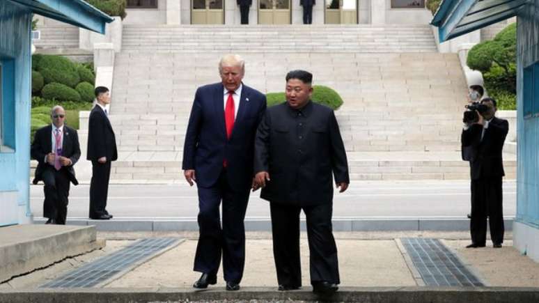 Kim Jong-un recebeu Donald Trump na fronteira com a Coreia do Sul em junho de 2019