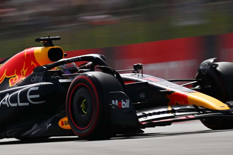 Max Verstappen não conseguiu completar sua última volta no Q3 