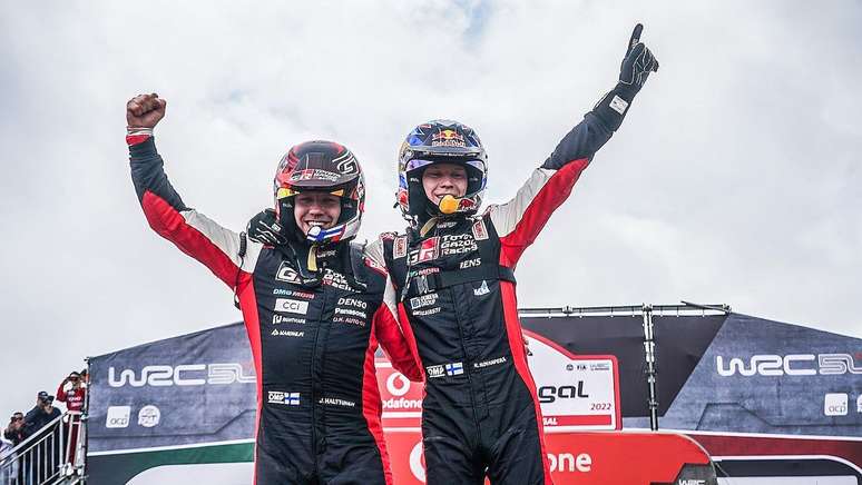 Kalle Rovanperä e Jonne Halttunen celebram hat-trick em Estoril pelo Rally 