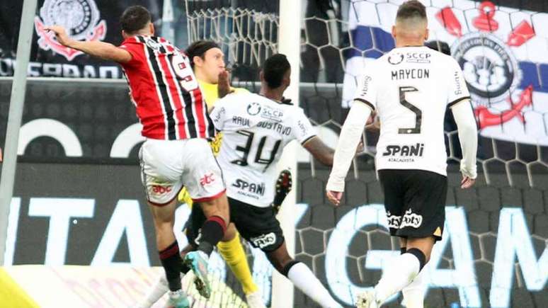 Calleri fez o gol do São Paulo no clássico (Foto: Alex Silva / LANCEPRESS!)