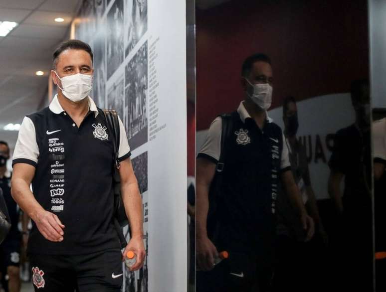 Vítor Pereira busca sua1ª vitória em clássicosno ano (Foto: Rodrigo Coca/Ag.Corinthians)