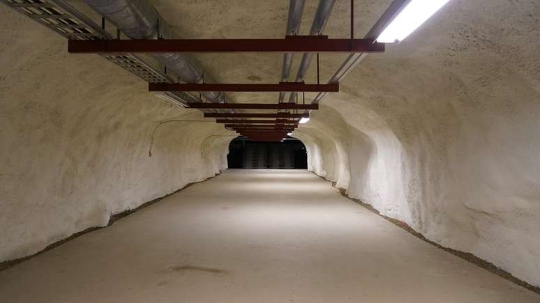 Os amplos abrigos de Helsinque t&ecirc;m capacidade para abrigar quase um milh&atilde;o de pessoas, cerca de 30% a mais do que a capacidade da cidade