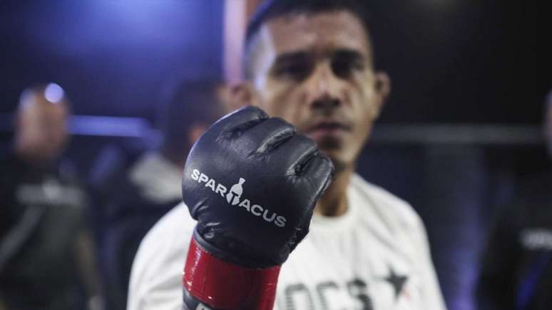 Quinta edição do Spartacus MMA aconteceu em Curitiba (Foto: Cassiano Correia)