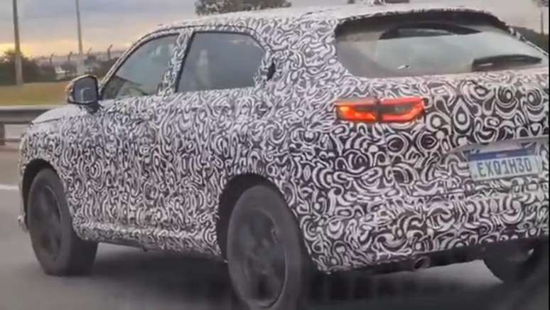 Novo Honda HR-V flagrado em testes na cidade de Sumar&eacute; (SP)