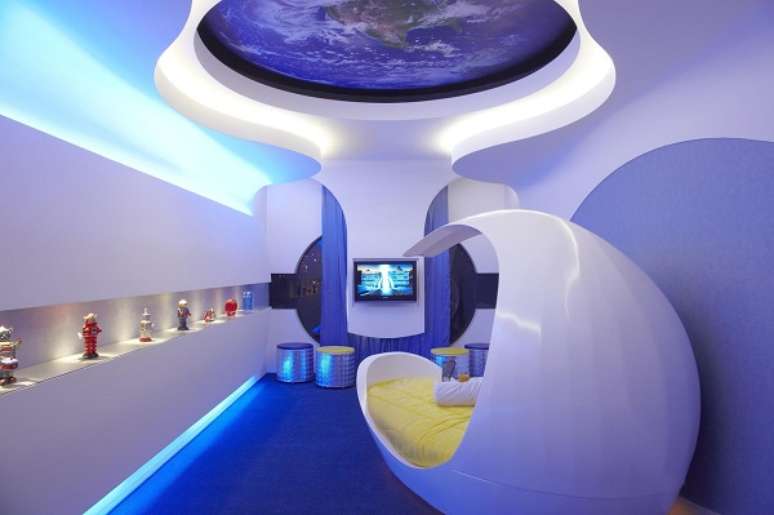 39. Ideias para parede de quarto com decora&ccedil;&atilde;o de cores frias &ndash; Foto Aquiles Nicolas Kilaris