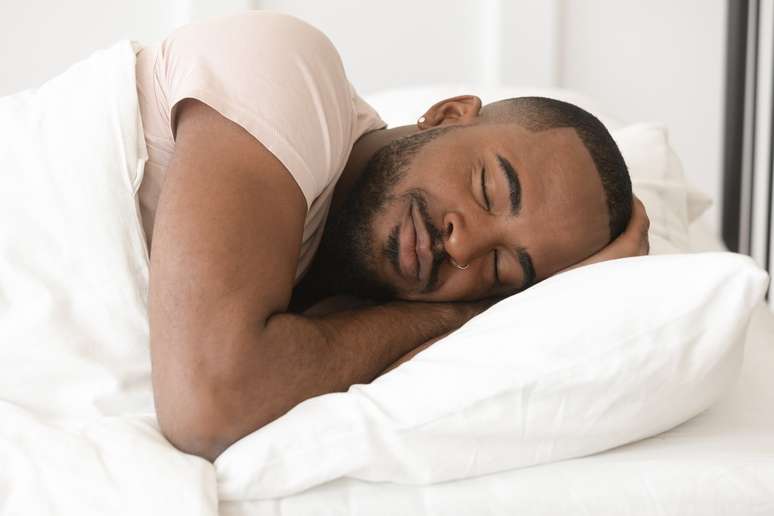 A alimentação pode influenciar na qualidade do sono
