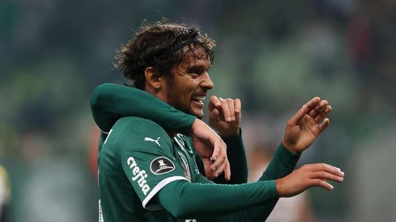 Gustavo Scarpa fez três gols na vitória do Palmeiras na Libertadores (Foto: Cesar Greco/SE Palmeiras)