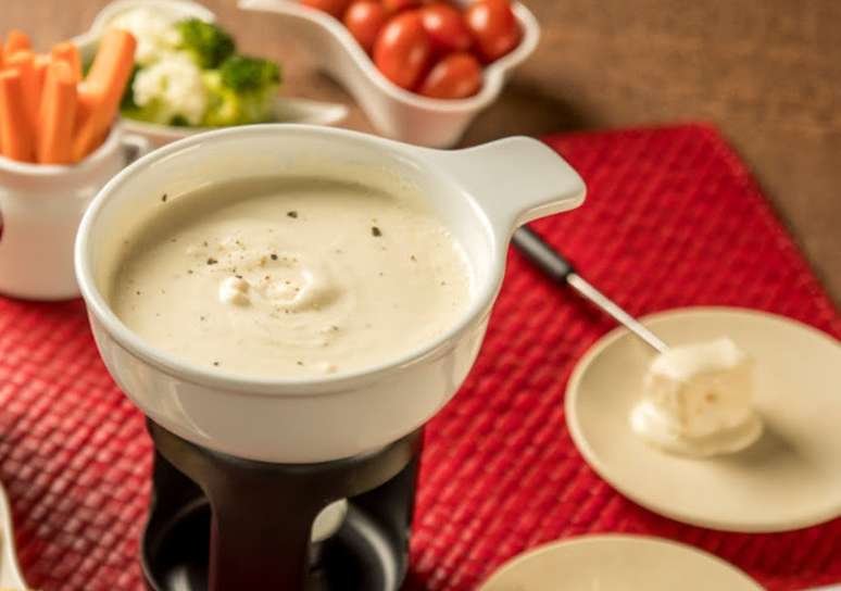 Receitas de fondue/Fondue de requeijão – Foto: Divulgação