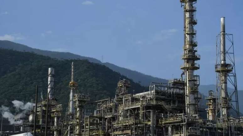 Refinaria Presidente Bernardes da Petrobras em Cubat&atilde;o, no Estado de S&atilde;o Paulo