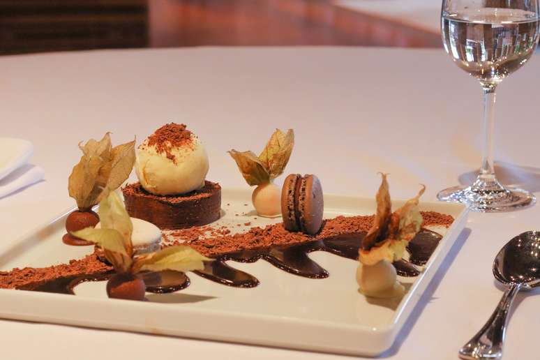 Sobremesa caprichada no restaurante Am&eacute;rica. O almo&ccedil;o e o jantar devem ser pagos &agrave; parte.