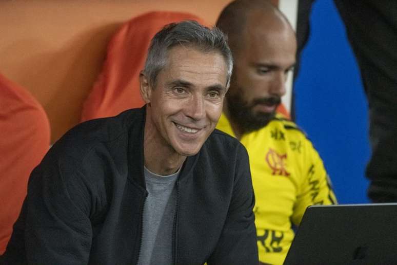 Paulo Sousa durante a vitória do Flamengo sobre o Sporting Cristal (Foto: Alexandre Vidal / Flamengo)