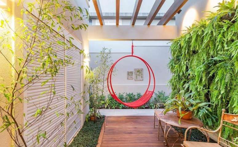 20. Folhagem para jardim no quintal na área externa de casa – Foto Delmondes Arquitetura