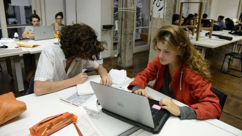 Projeto na Câmara reacendeu o debate sobre a possibilidade de cobrança de mensalidades em universidades públicas brasileiras