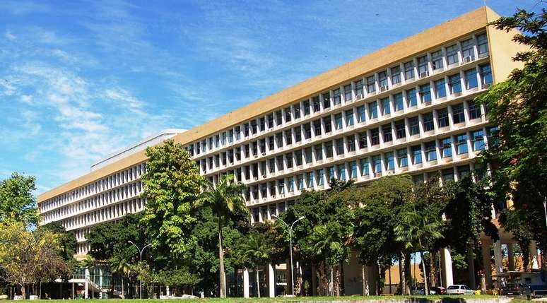 Prédio da reitoria da Universidade Federal do Rio de Janeiro (UFRJ), uma das maiores instituições federais de ensino superior do país