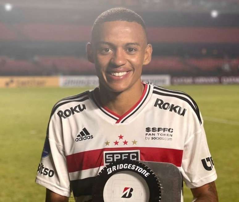 O atacante foi o mais jovem atleta revelado em Cotia a marcar um gol em competição internacional oficial pelo clube, com 18 anos (Reprodução/ São Paulo FC)