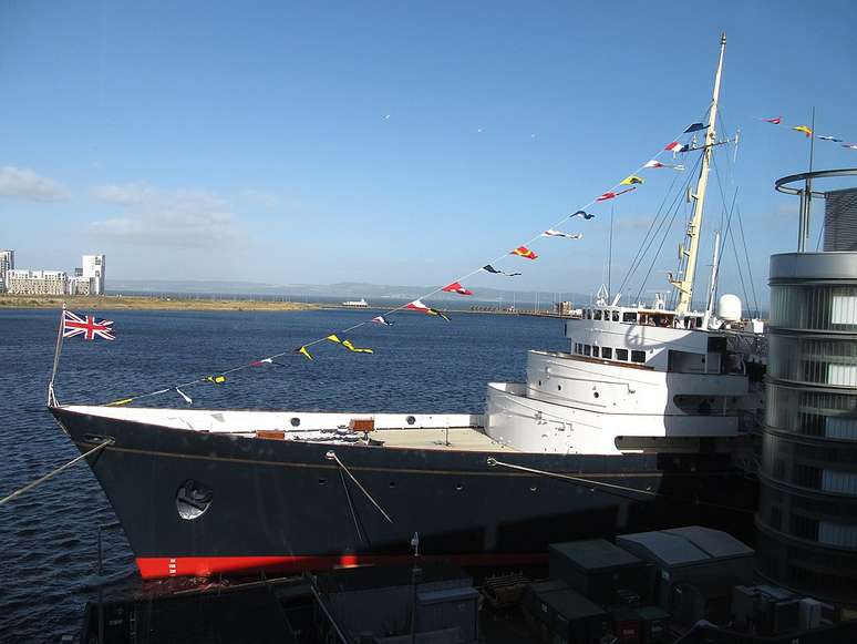 Tanto nas férias quanto em viagens oficiais, a família real britânica embarcava no Royal Yacht Britannia.