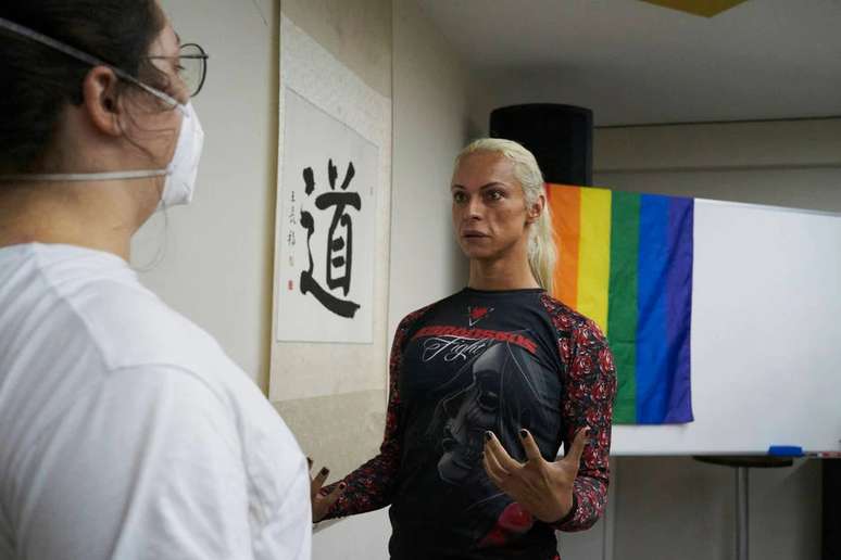 Projeto une aulas de autodefesa com acolhimento para mulheres e pessoas LGBTI+ em São Paulo 